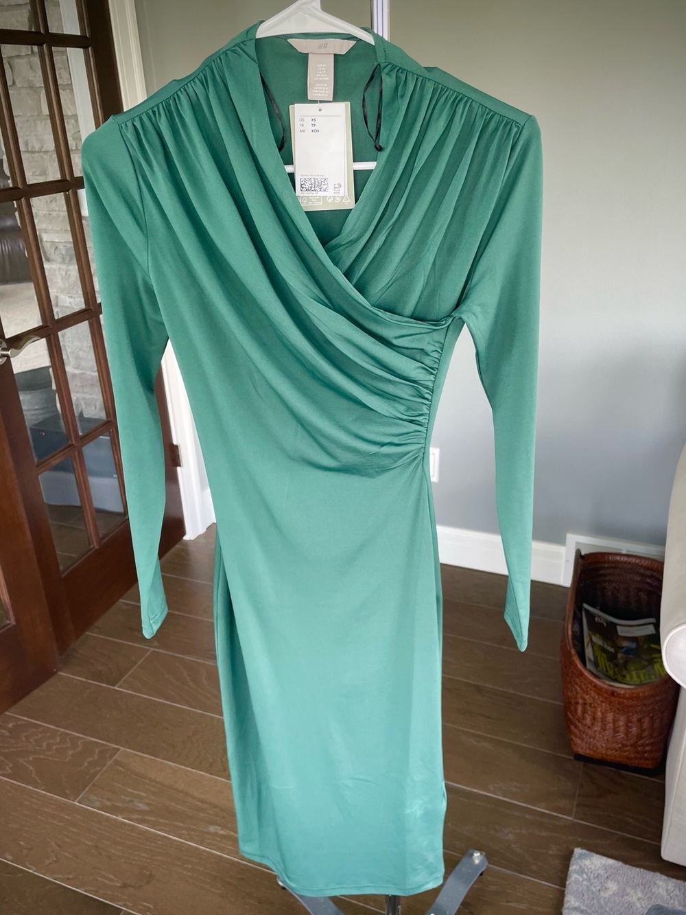 H&M Green Draped Bodycon Dress XS | Long Sleeve | Midi - Picture 5 of 11